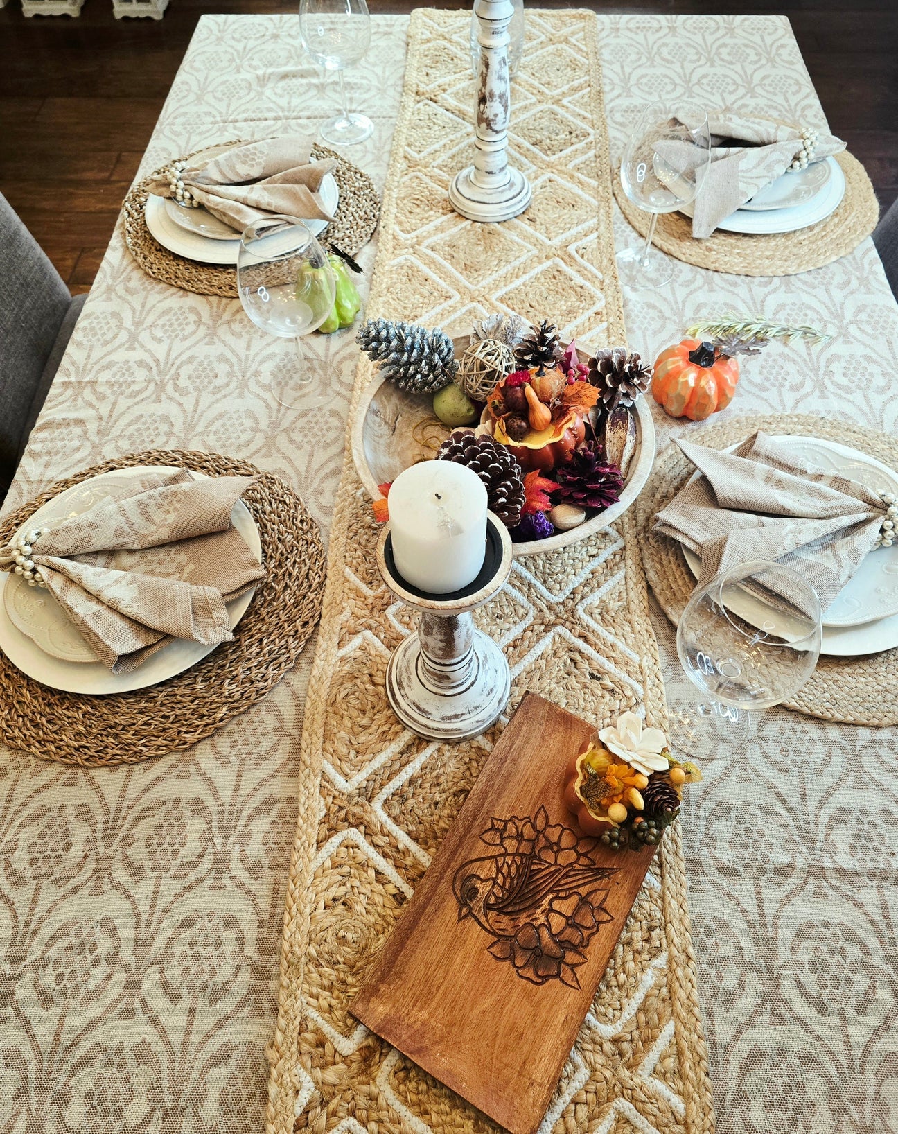 Thanksgiving table setting neutral natural minimalist