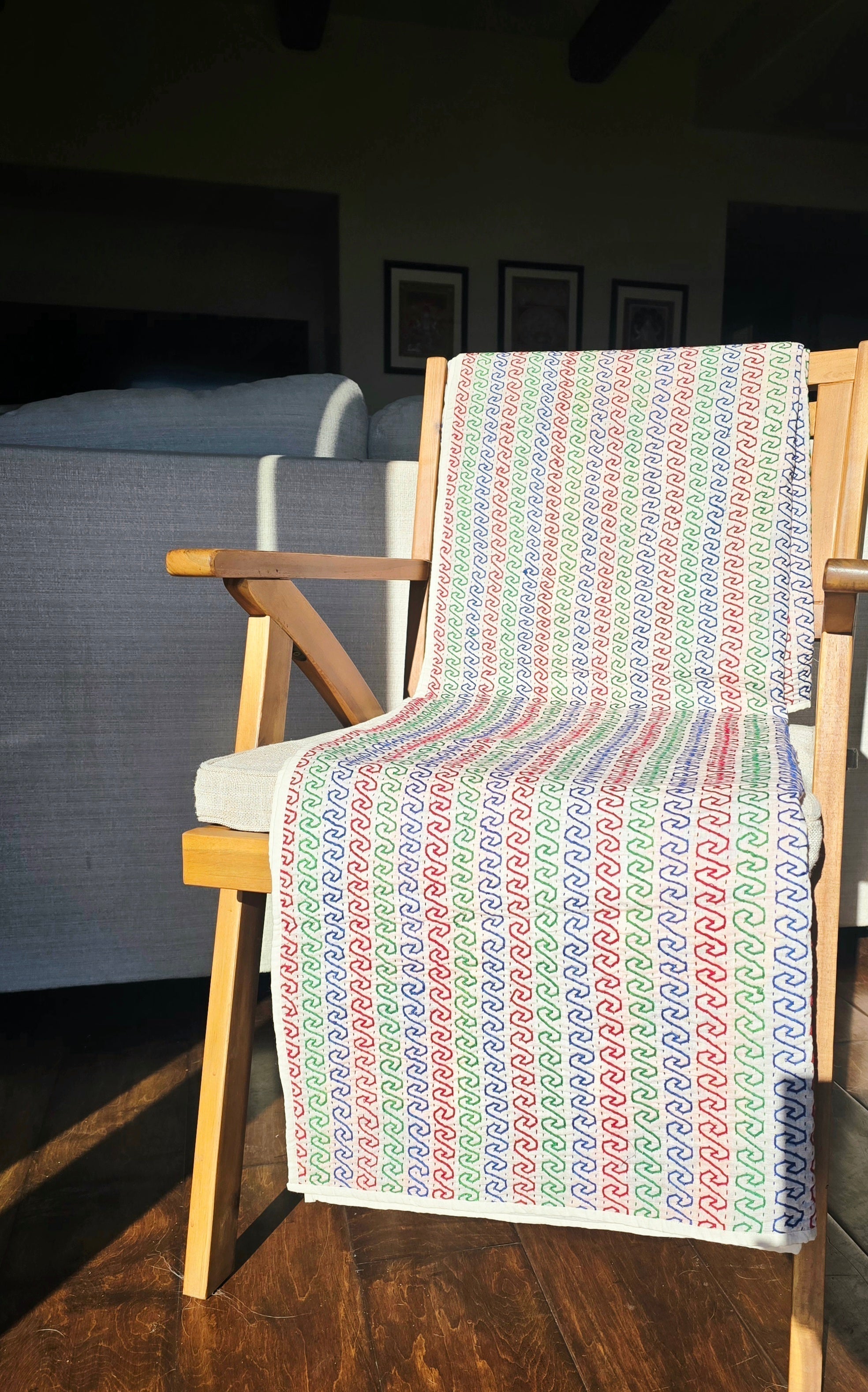 How to Style a Kantha Quilt in Modern Homes: 8 Beautiful Ways - Ohana Earth