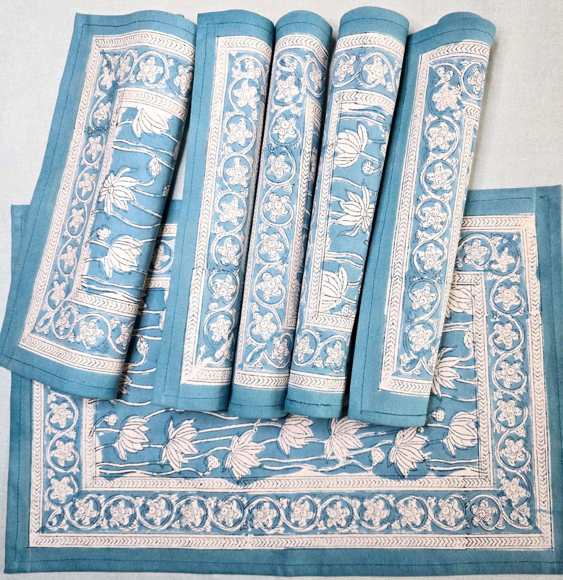 Blue Floral Placemat Set