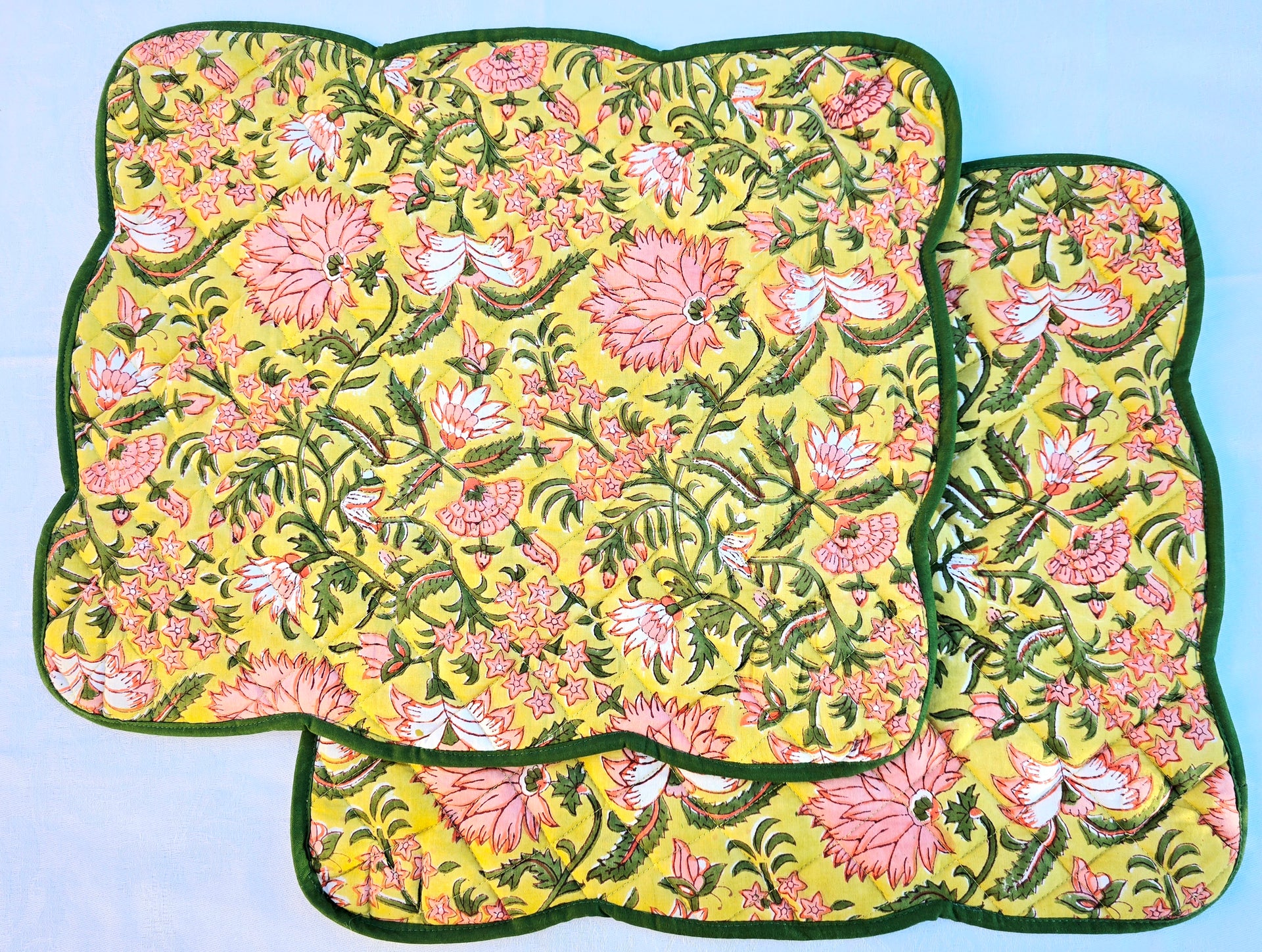 Floral Block Print Cotton Quilted Placemat with Scalloped Sides