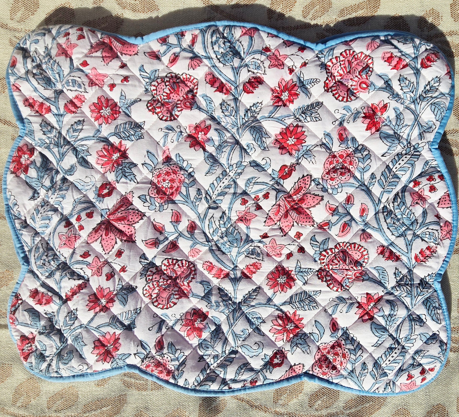 White Floral Block Print Cotton Quilted Placemat with Scalloped Sides
