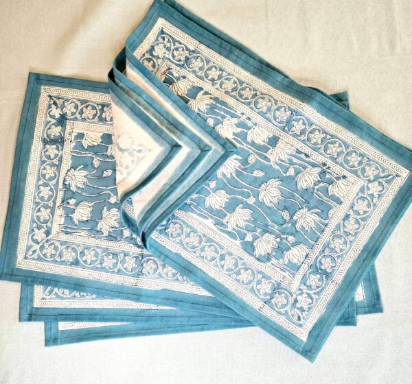 Blue Floral Placemat Set