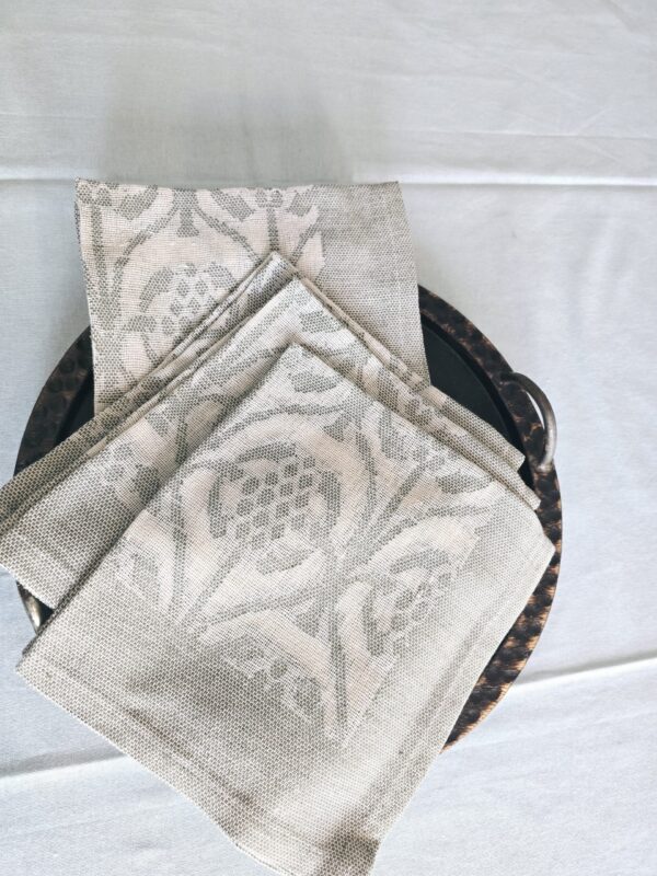 Pure Cotton Handwoven Jacquard Napkins Set - Image 5